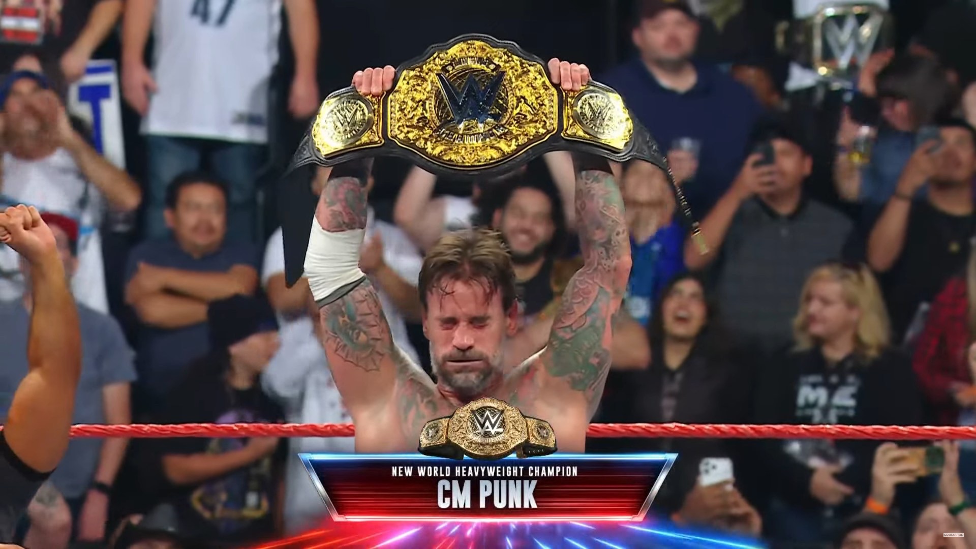 CM Punk wins the World Heavyweight Championship